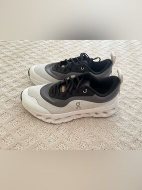 Loewe x On Running Cloudtilt Men’s Size 9.5.